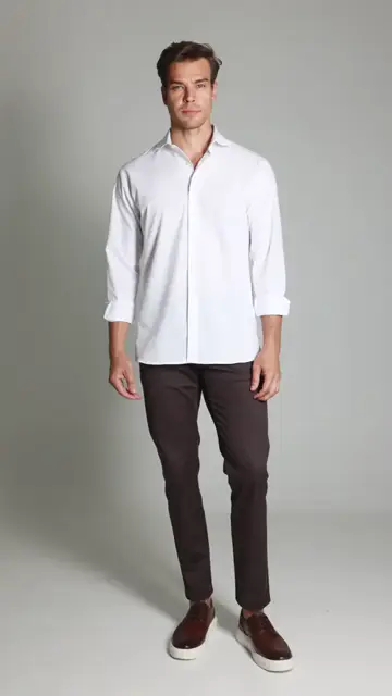 Calça Sarja Bolso Faca com Stretch Express: vídeo 3