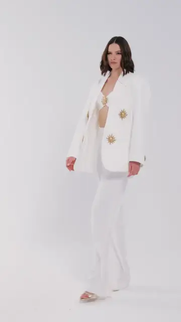 Blazer Afrodite Off White Charth: caimento oversized, frente e costas